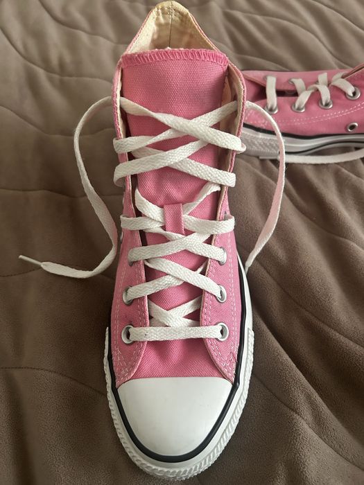Обувки Converse
