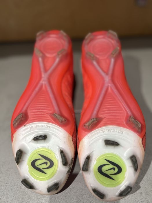 Ghete de fotbal Nike Phantom Luna Elite FG - Roșu