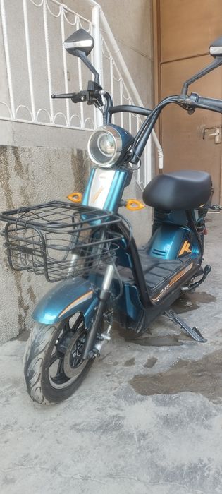 Скутер марка Бодо