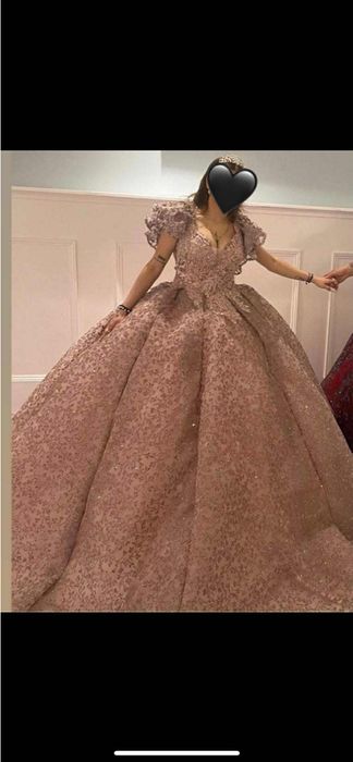 Тип бална,булченска рокля