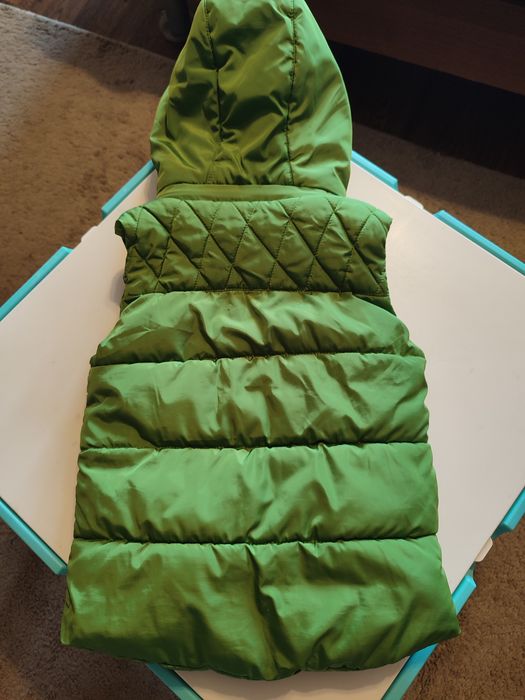 Продам детскую желетку