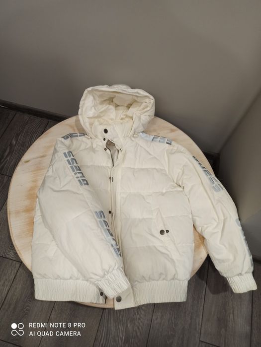 Яке guess оригинално