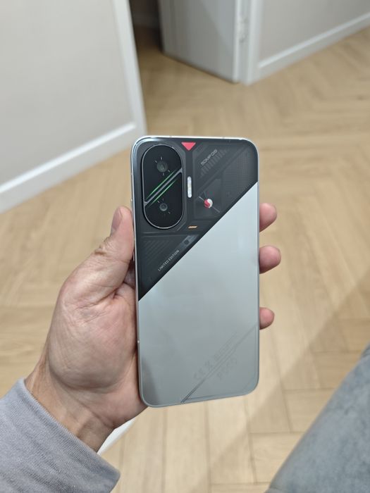 Xiaomi Poco F7 EAC 512GB