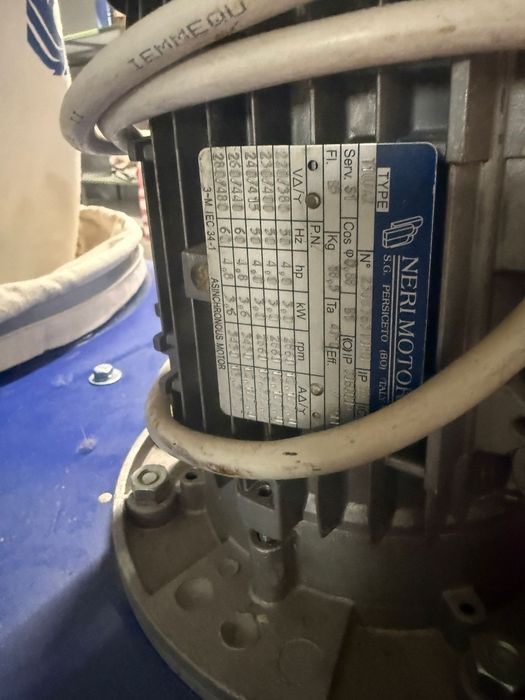 Vând exhaustor de praf imas