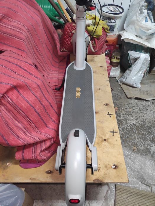 электросамокат Ninebot KickScooter G30L (Silver Gray)