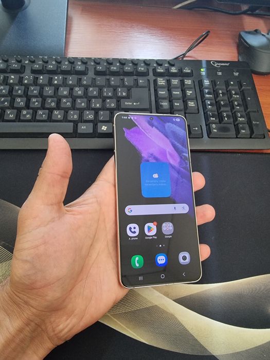 Samsung S21+ 5G 8/256gb ideal ochilmagan usta kurmagan aybi yuq