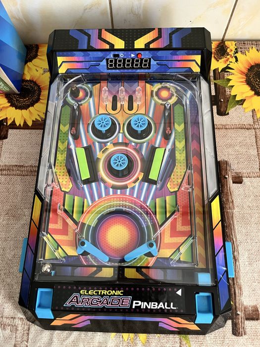 Electronic arcade pinball