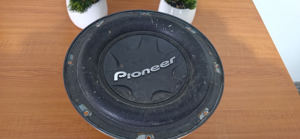 Difuzor bass subwoofer auto Pioneer sistem audio masina 1000w