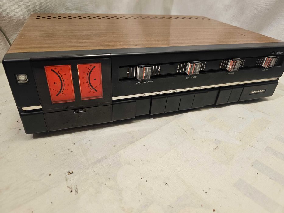 Universum v2352 100 Quelle Germania