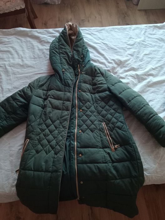 Зимний утепленный пуховик