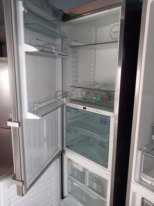 СПЕШНО!!!LIEBHERR Хладилник с фризер