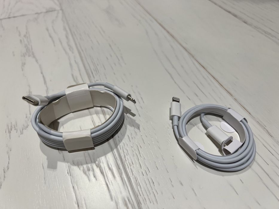 Кабел USB - C към Lightning за Apple