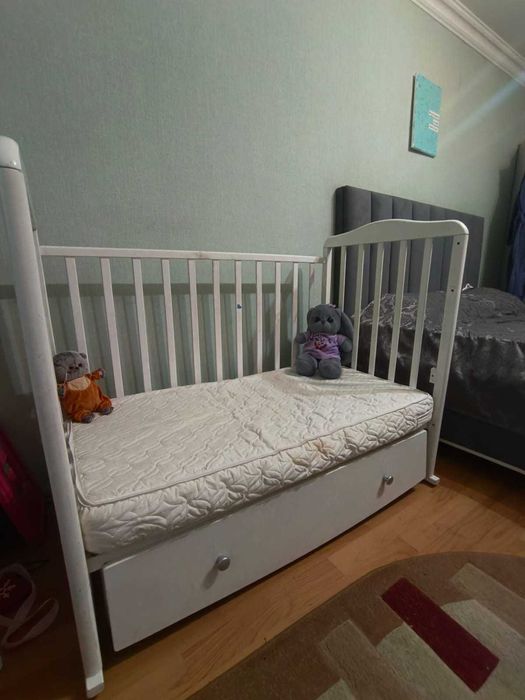 продам детский манеж б/у