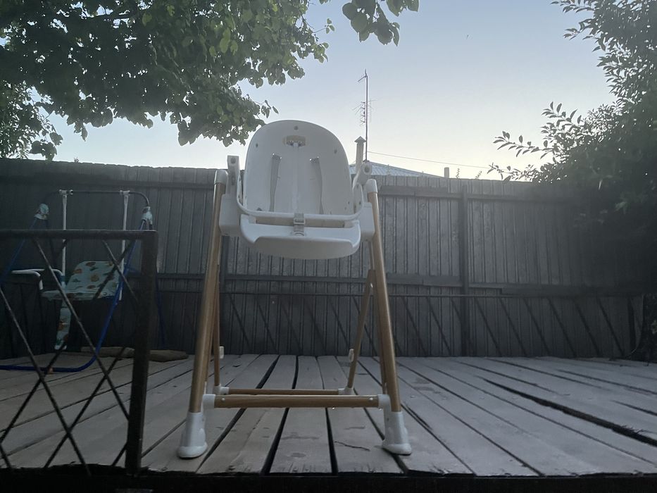 Стол для кормления