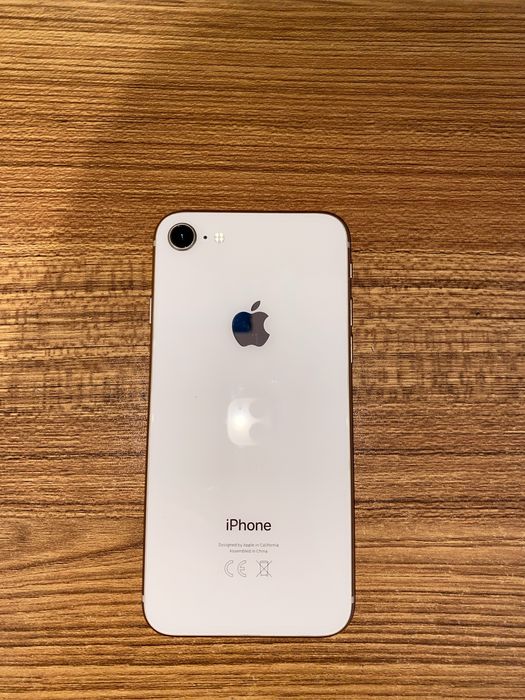 Продается Iphone 8