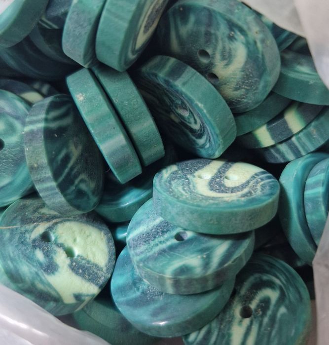Nasturi plastic diferite marimi, 3000 de buc