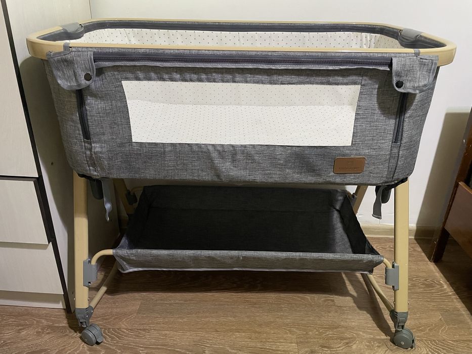 Детский манеж почти новый