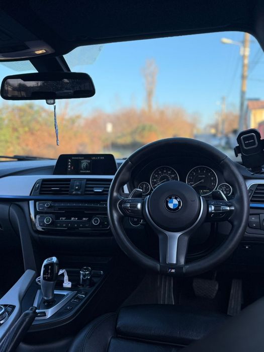 ***BMW F30 330e***