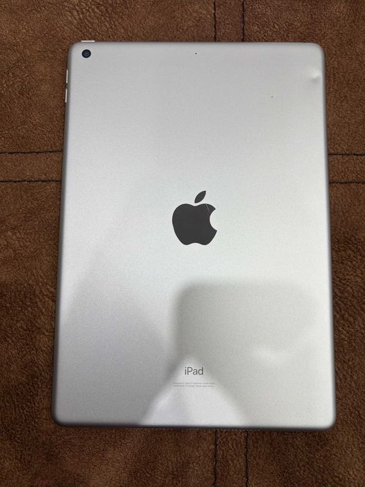 Apple iPad 9-го поколения 64GB Silver