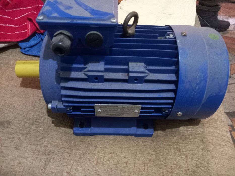 Продам электро мотор