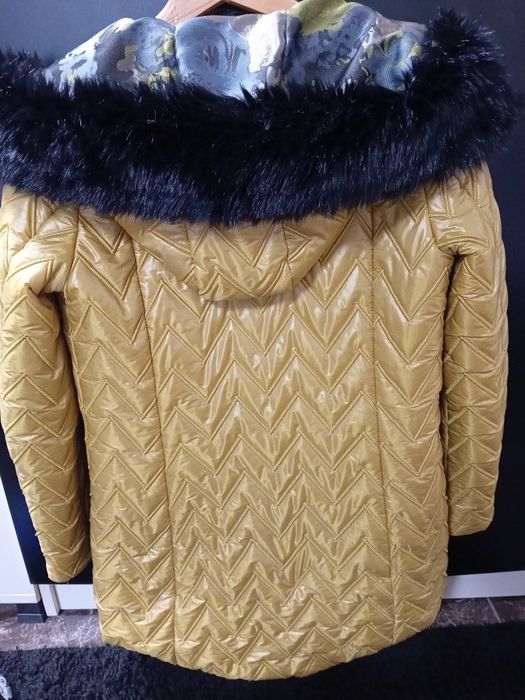 Продавам яке на Lucy Fashion