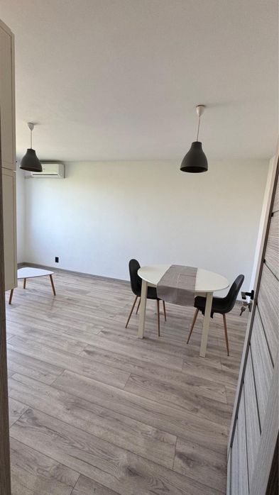 Apartament 3 camere 450 m metrou