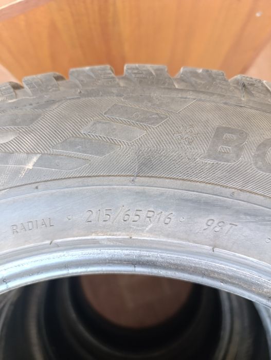 Зимние шины 215/65/16