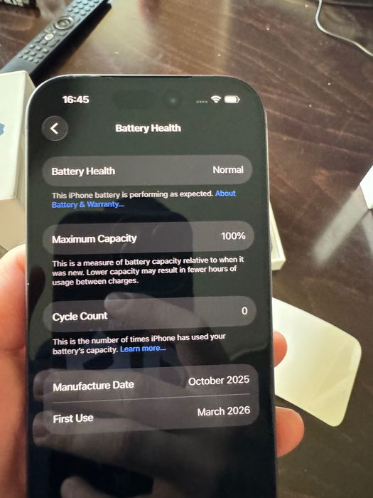 Iphone 17 pro 512 gb 100% batery life