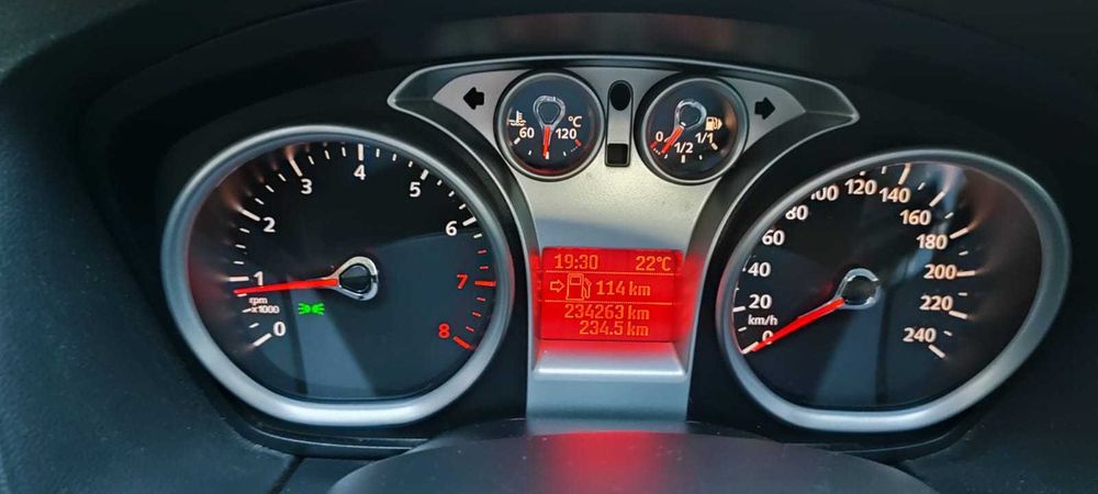 FORD Focus 2007 — imagine 5