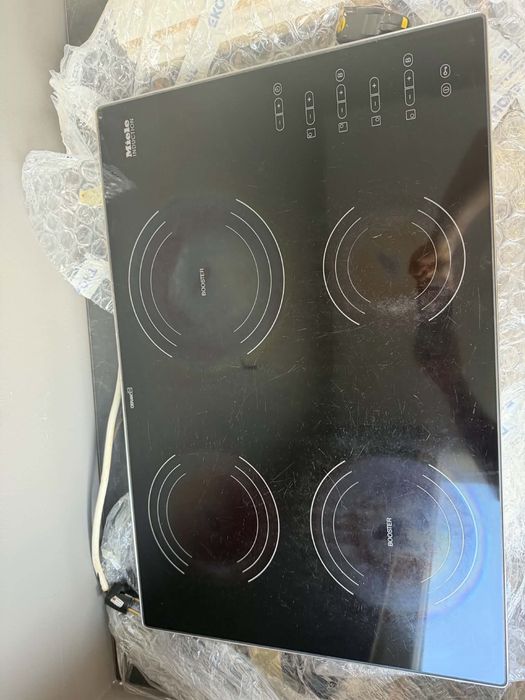 Индукционен плот Miele KM 493, 4 зони, Booster, 7.2 kW