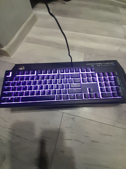 Tastatura de gaming Razer ORNATA v3 X