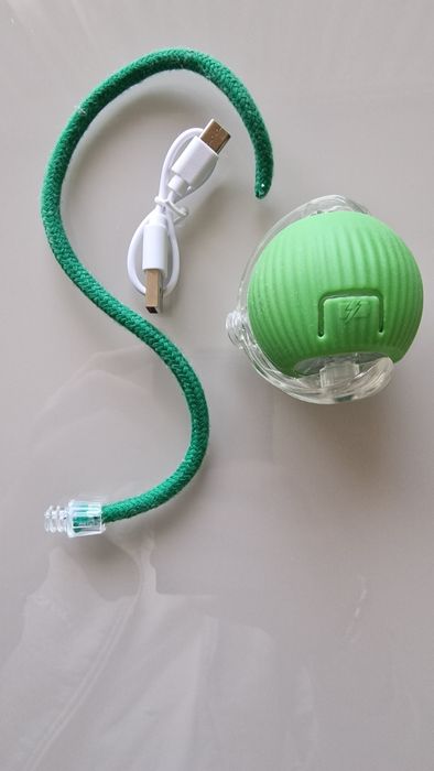 Интерактивна играчка топка за домашни любимци