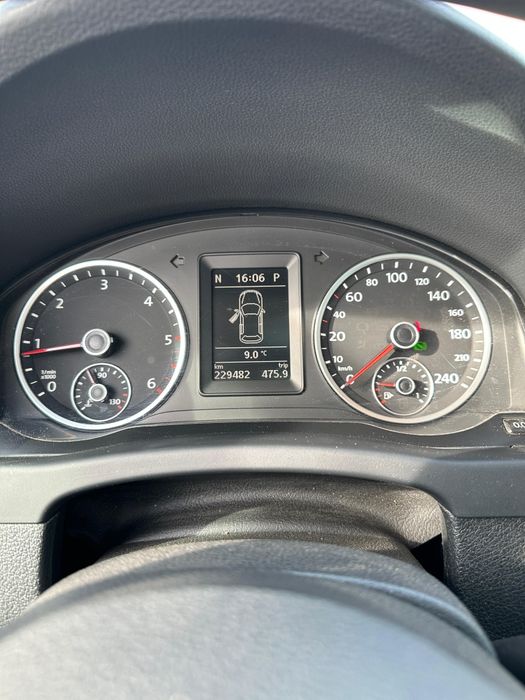 VOLKSWAGEN Tiguan 2011 — imagine 4