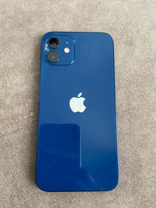 iPhone 12 64 gb.