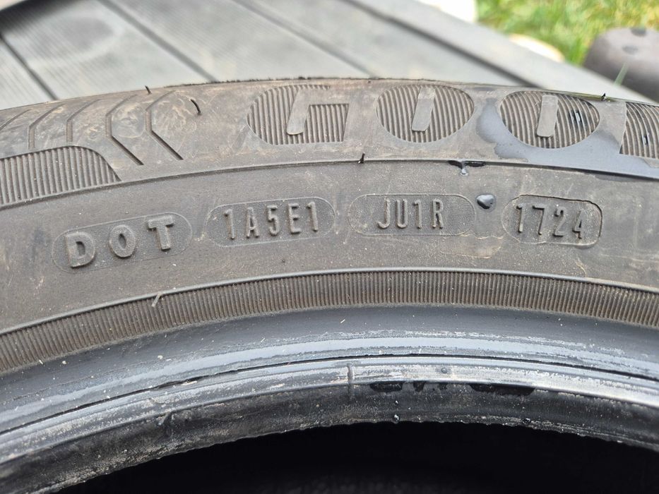 Goodyear Efficient Grip 205/55 R17 91V - set 4 anvelope de vara, rulate 5.000 km, super pret