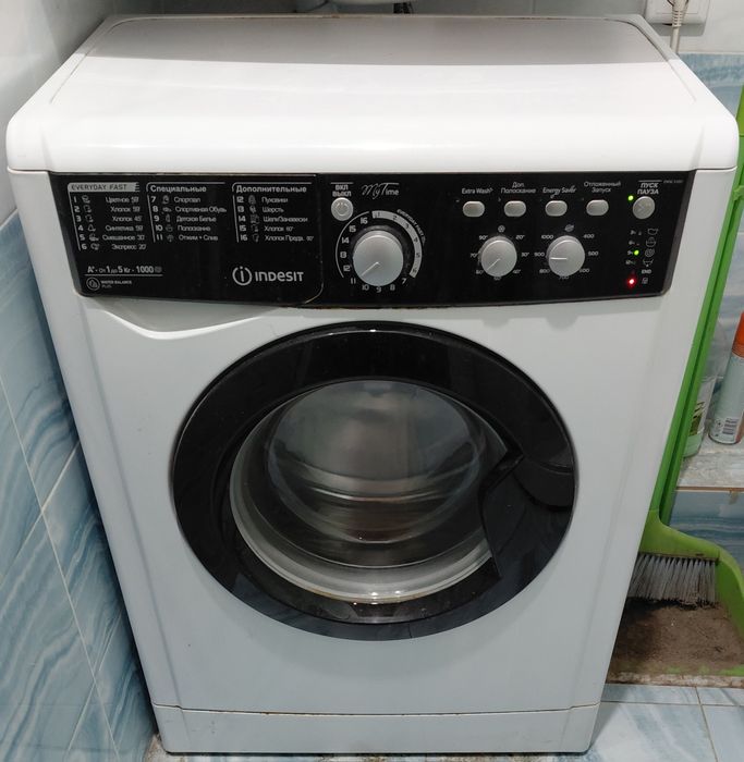 Продам 2х камерный холодильник