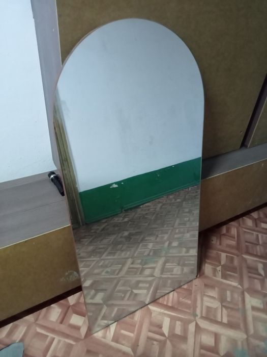 Зеркало 1.2 х 0.6