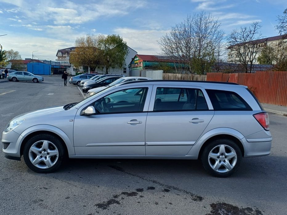 Astra h 1.7 cdti 110 cai an 2009