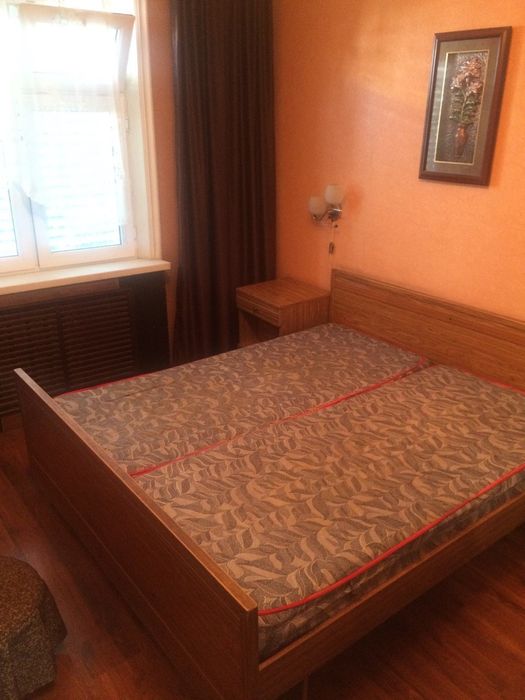 Продаётся спальный гарнитур