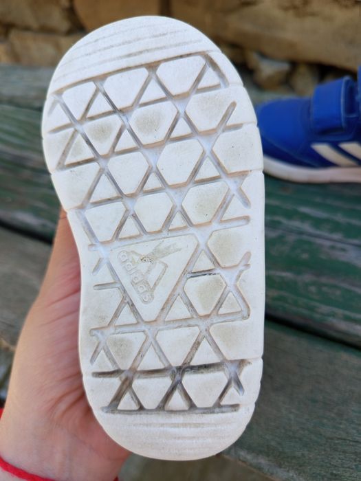 Маратонки Adidas