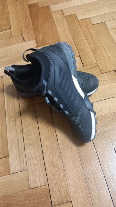 Обувки за колоездене