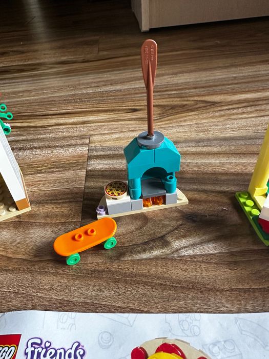 Оригинал LEGO friends pizza