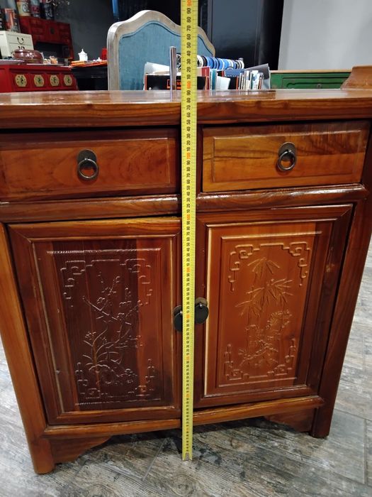 Тумба -комод коричневый.