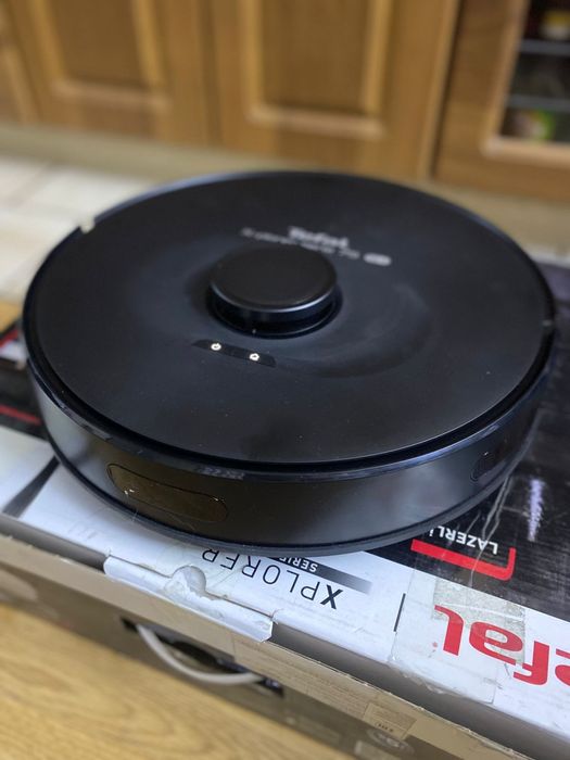 Робот пылесос Tefal serie 75S+