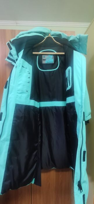 Продаётся очень теплый пуховик