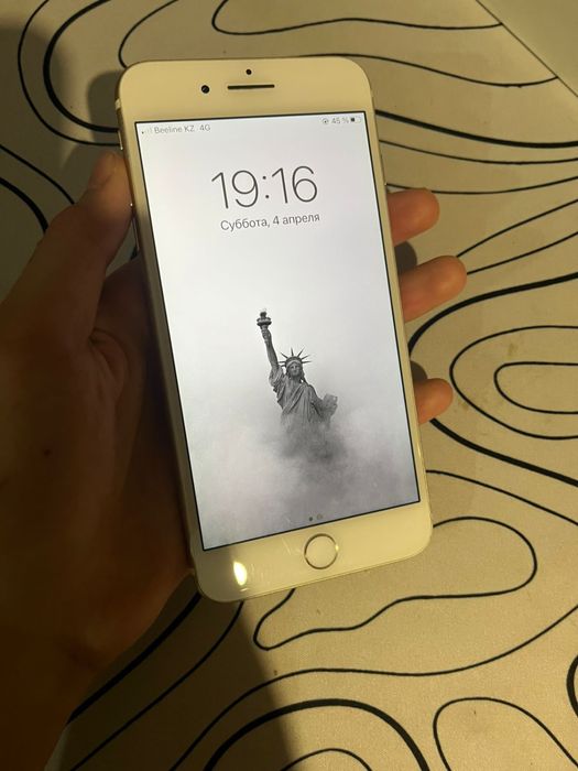 iPhone 7 плюс 128 гб