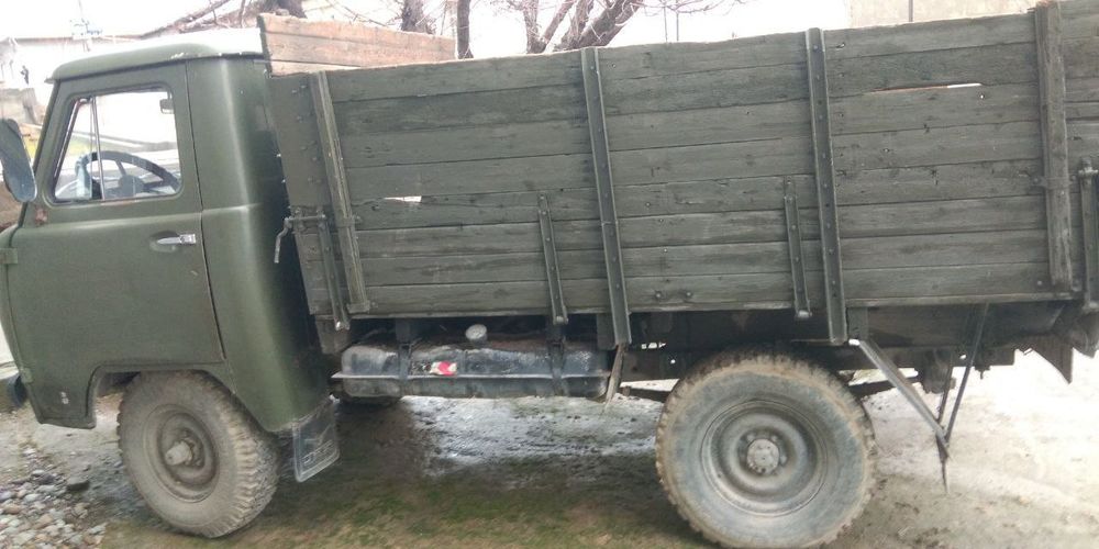 Bartavoy uvaz sotiladi