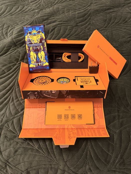 Red Magic 9Pro Transformers edition Bumblebee