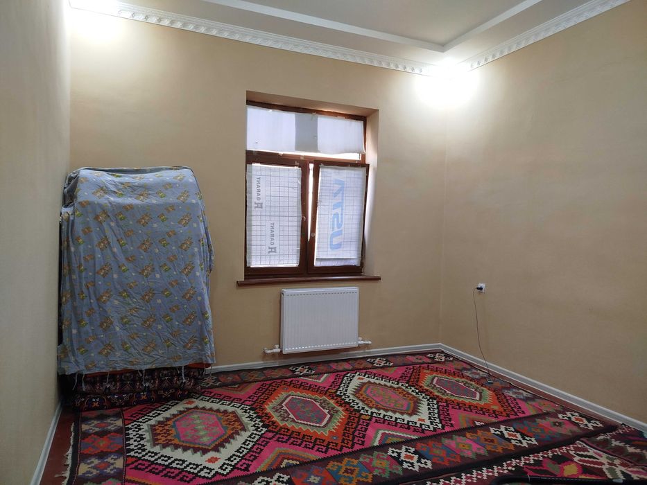 Qarshi tuman Batosh MFY 6sotixli hovli sotiladi