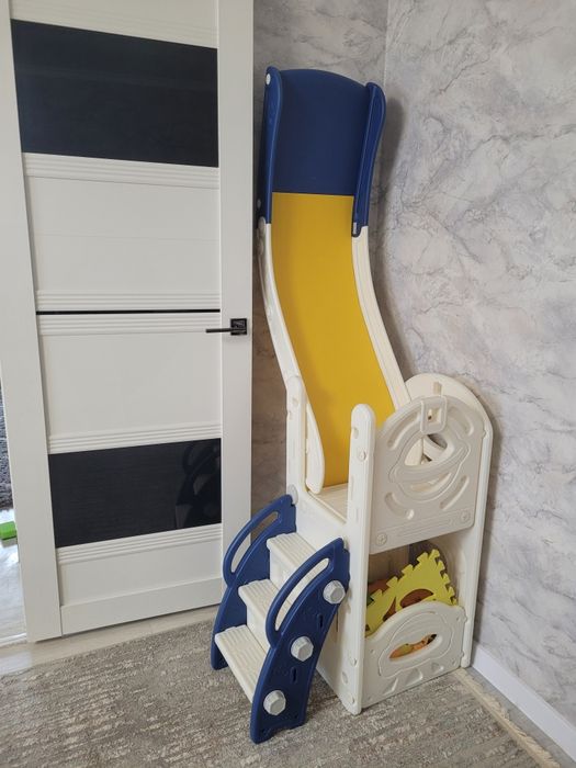 Продам горку детскую
